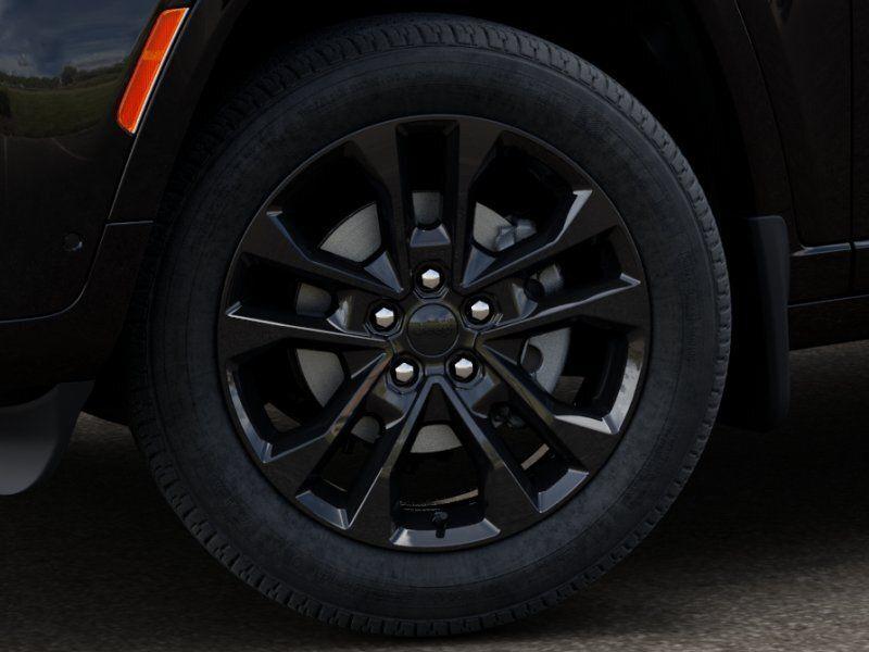 new 2026 Jeep Grand Cherokee car, priced at $48,997