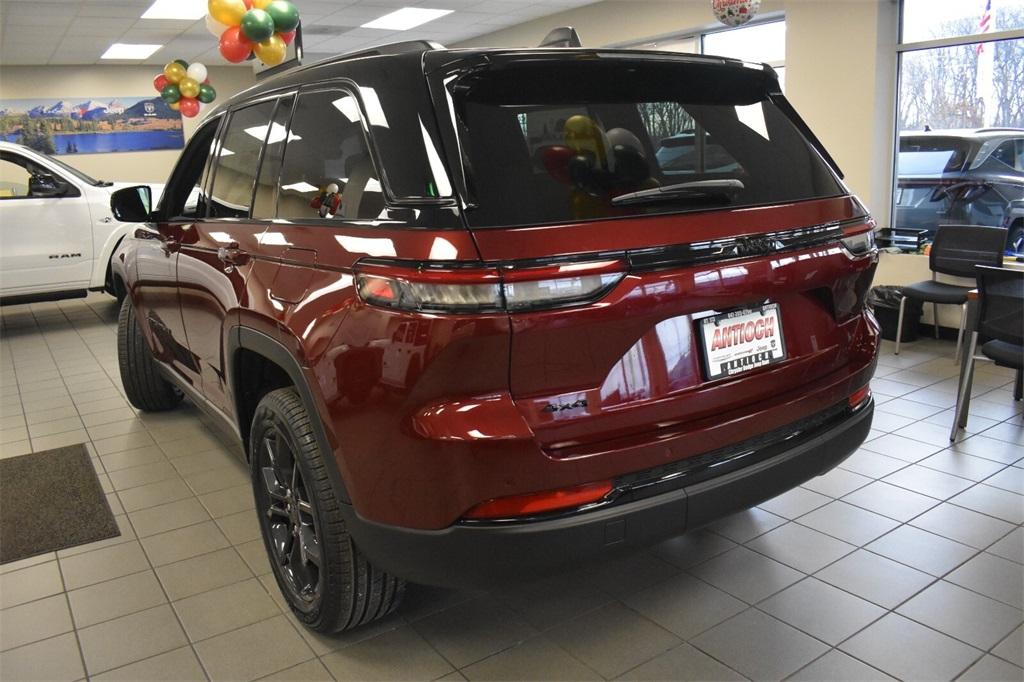 new 2025 Jeep Grand Cherokee car, priced at $53,030