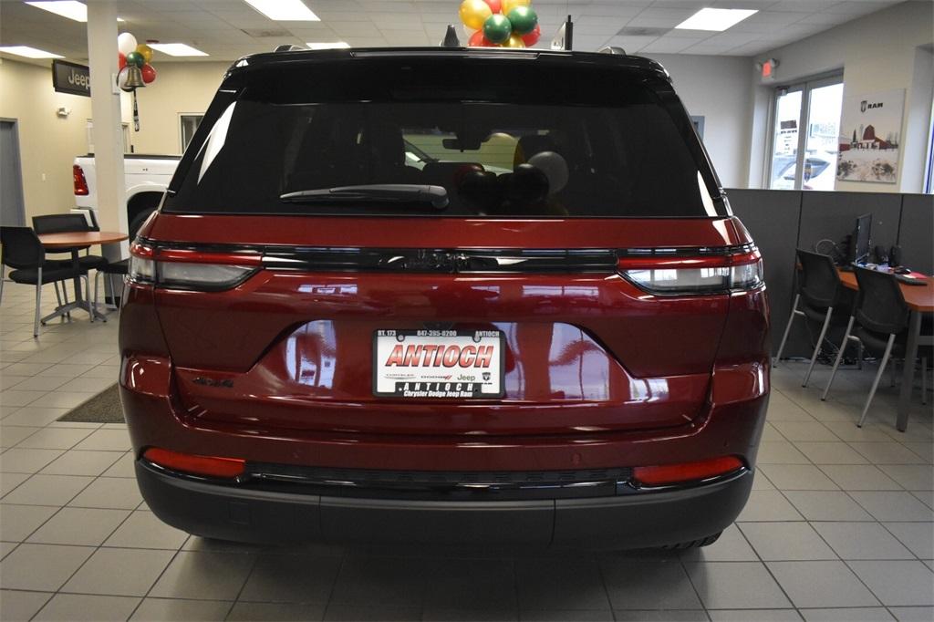 new 2025 Jeep Grand Cherokee car, priced at $53,030