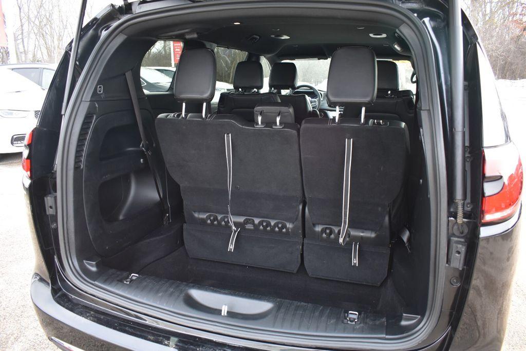 used 2025 Chrysler Pacifica car, priced at $29,577