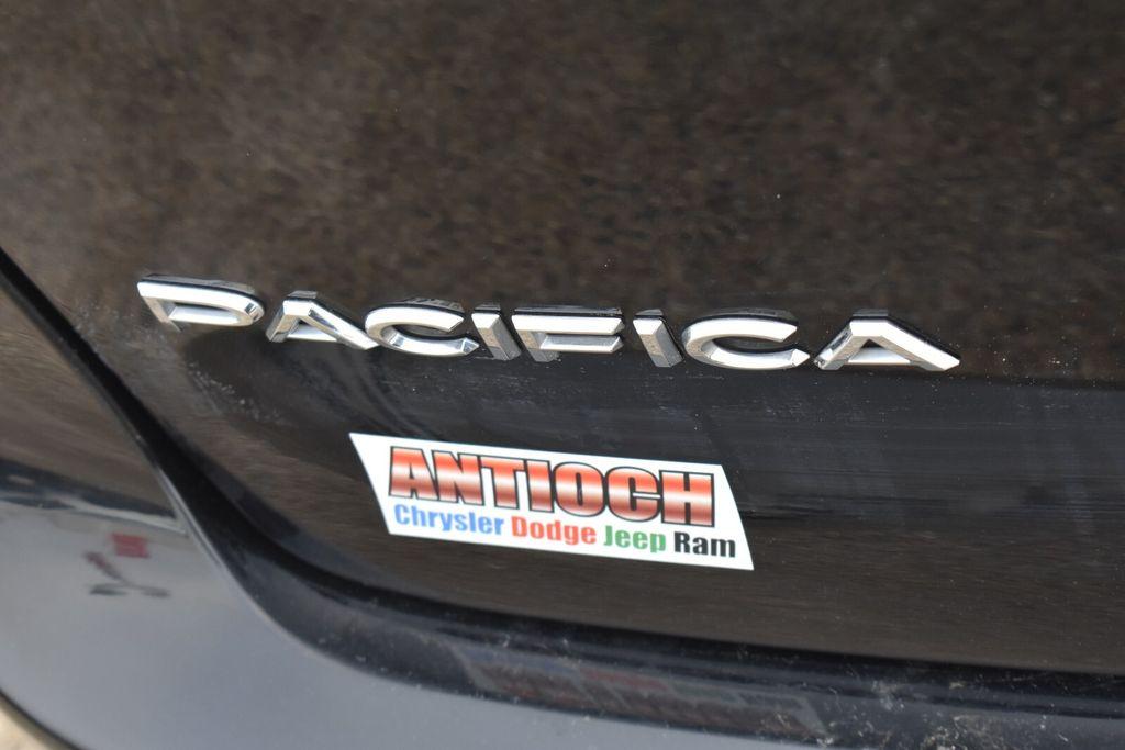 used 2025 Chrysler Pacifica car, priced at $29,577