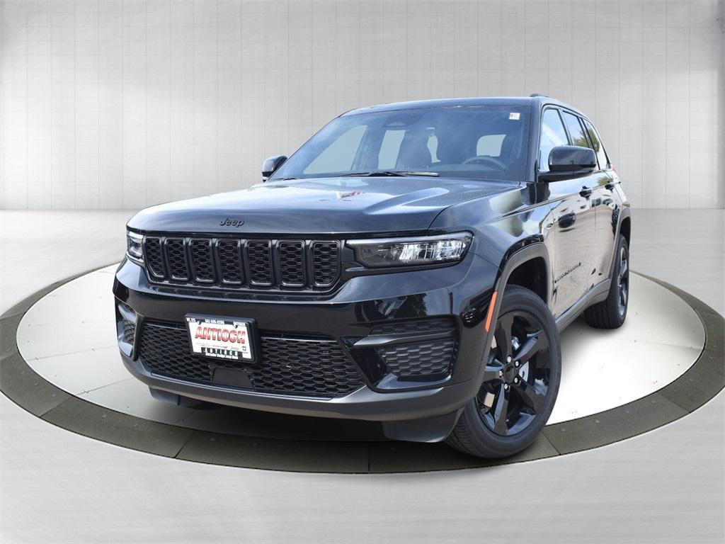 new 2025 Jeep Grand Cherokee car, priced at $40,277