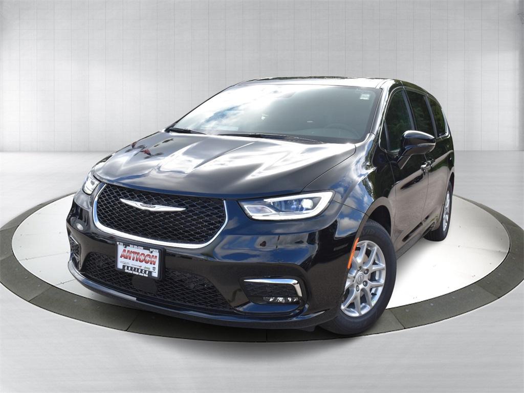 new 2026 Chrysler Pacifica car, priced at $42,682