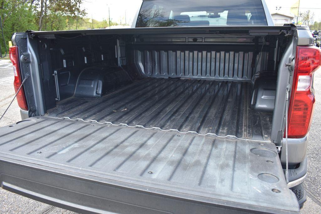 used 2021 Chevrolet Silverado 1500 car, priced at $35,977