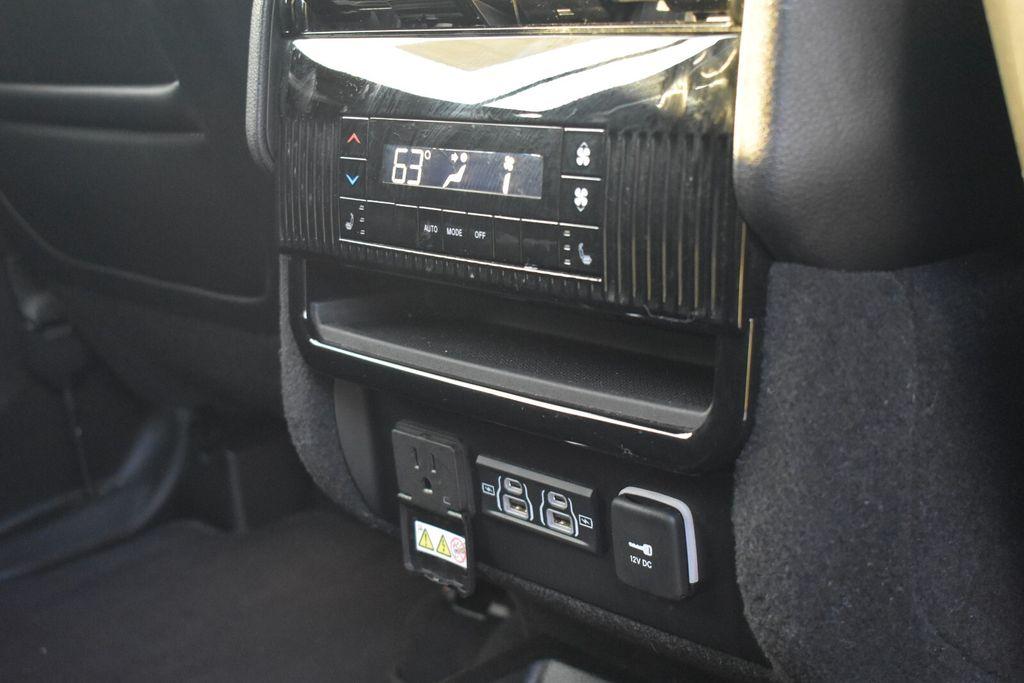 used 2024 Jeep Wagoneer car, priced at $39,977