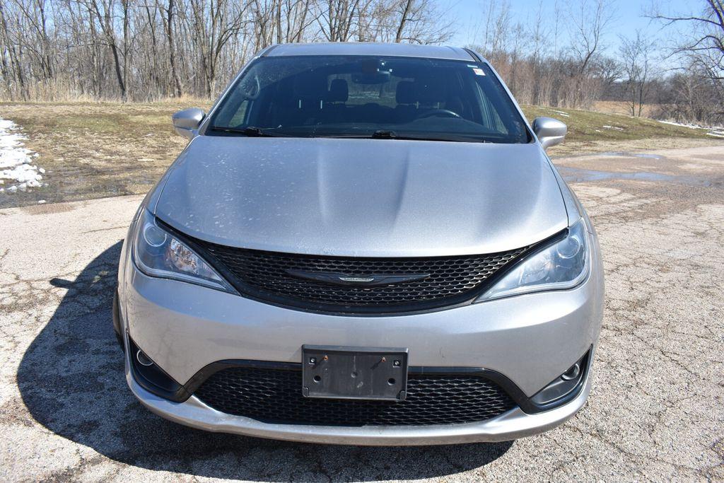 used 2019 Chrysler Pacifica car, priced at $15,877