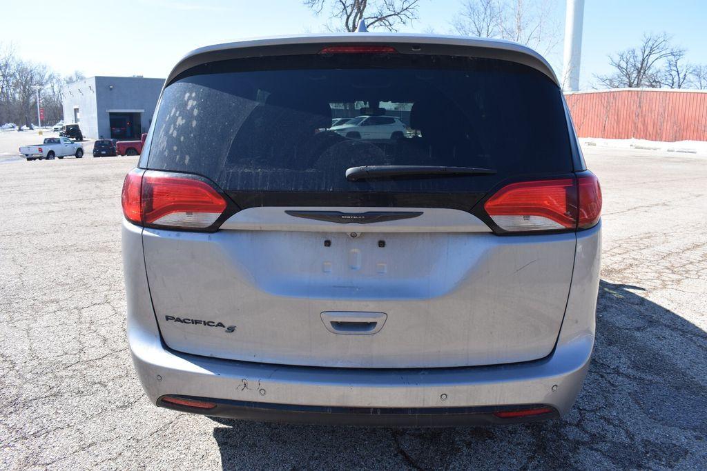 used 2019 Chrysler Pacifica car, priced at $15,877