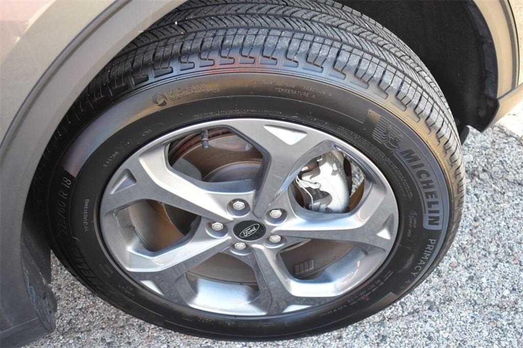 used 2025 Ford Escape car, priced at $26,777