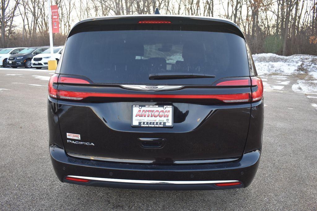 used 2024 Chrysler Pacifica car, priced at $24,977