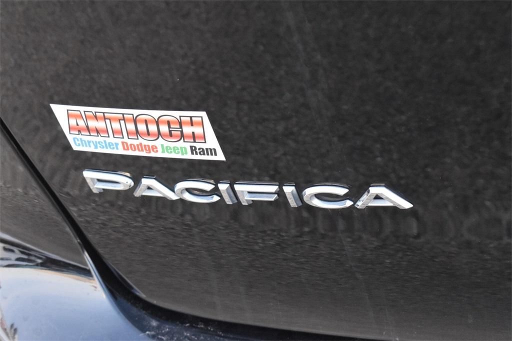 used 2024 Chrysler Pacifica car, priced at $25,877