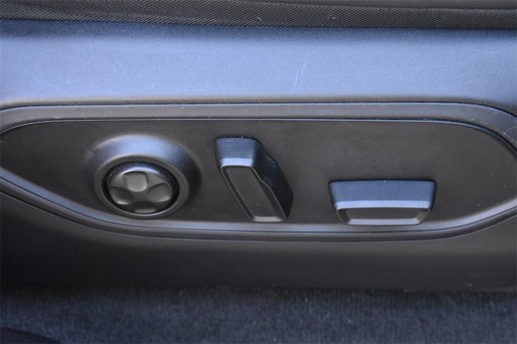 used 2022 Jeep Grand Cherokee L car, priced at $27,977