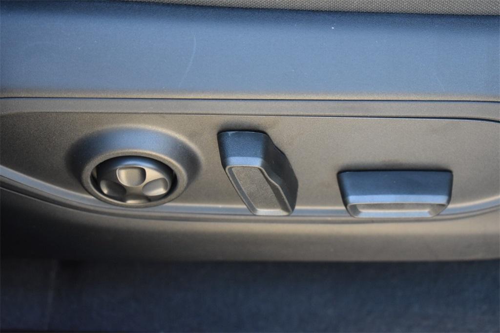 new 2025 Jeep Grand Cherokee L car, priced at $44,995