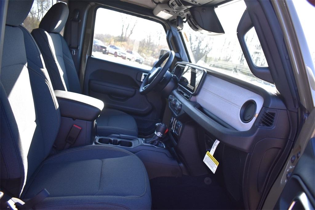 new 2026 Jeep Wrangler car, priced at $44,969