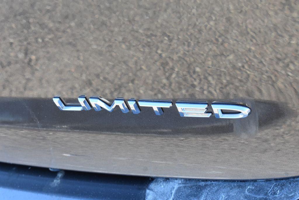 used 2023 Chrysler Pacifica car, priced at $26,477