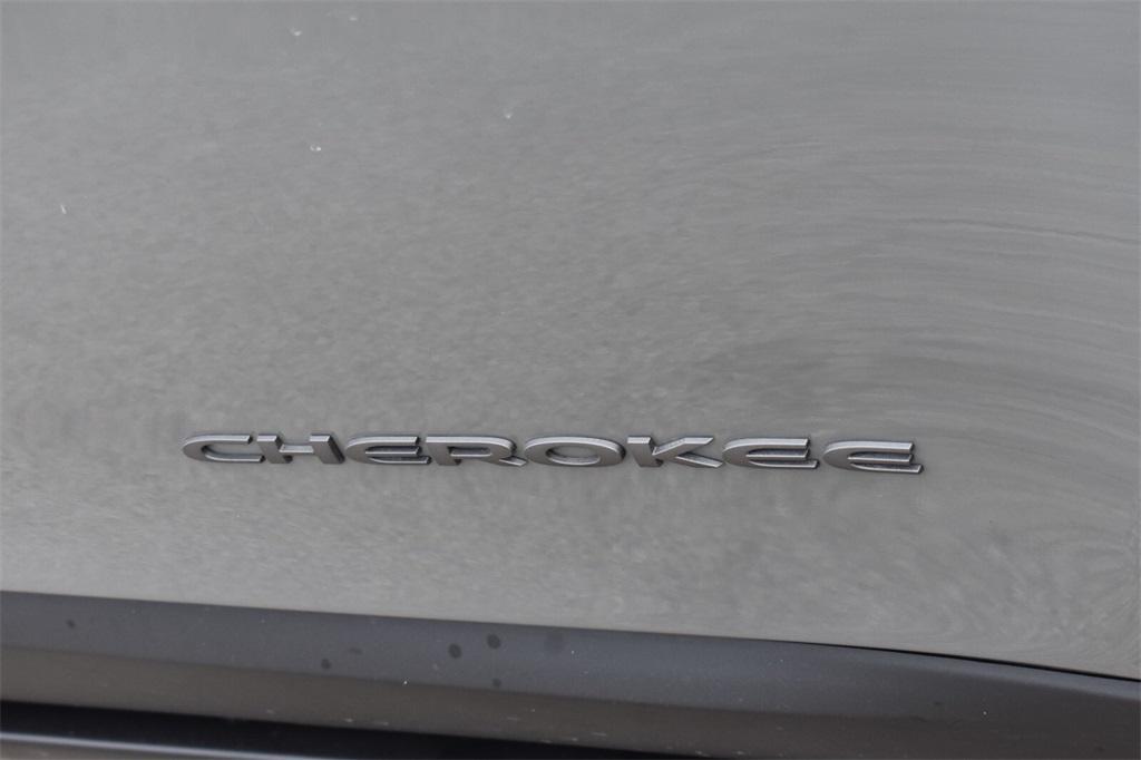 used 2022 Jeep Cherokee car, priced at $23,377