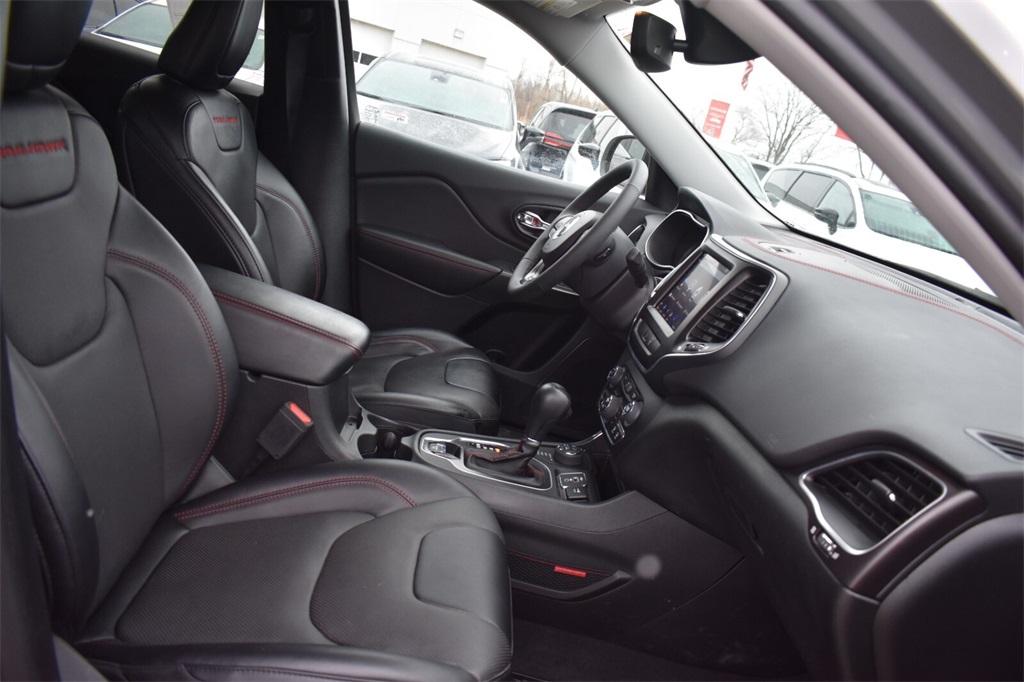 used 2022 Jeep Cherokee car, priced at $23,377