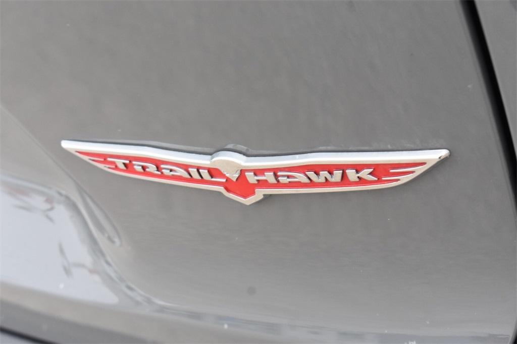 used 2022 Jeep Cherokee car, priced at $23,377