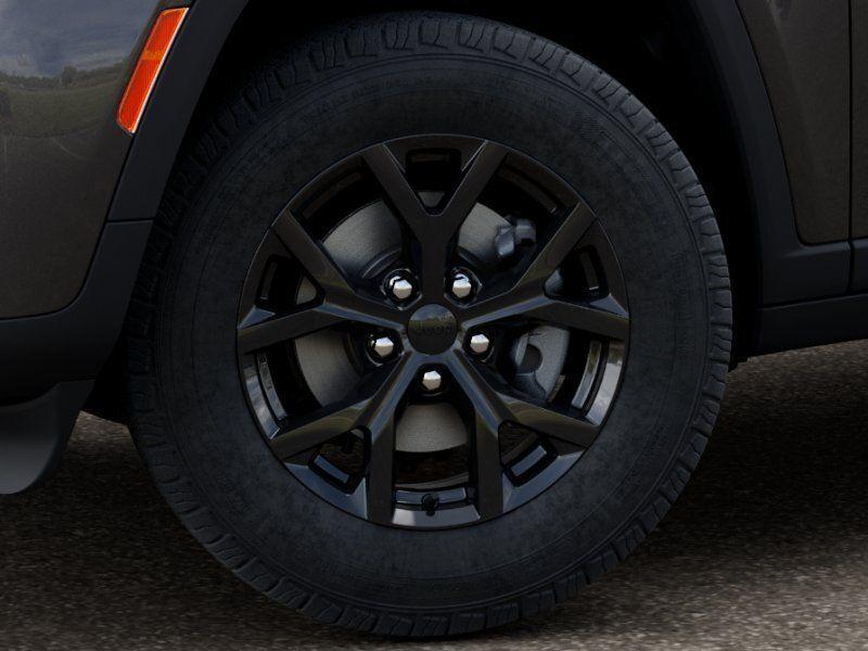 new 2026 Jeep Grand Cherokee car, priced at $42,111