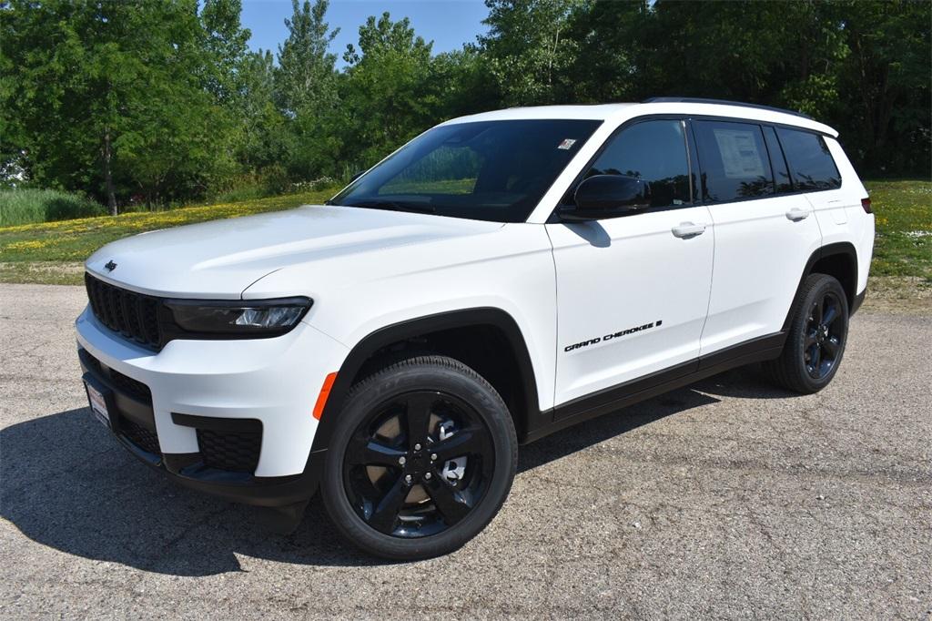 new 2025 Jeep Grand Cherokee L car, priced at $40,664