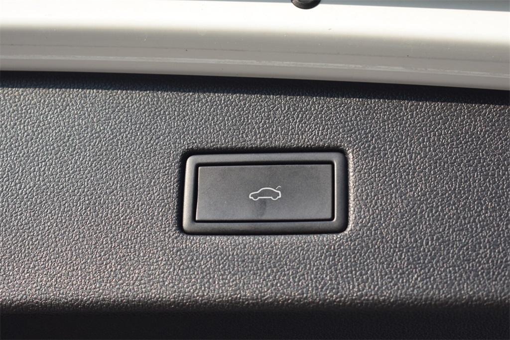 used 2022 Volkswagen Tiguan car, priced at $23,977