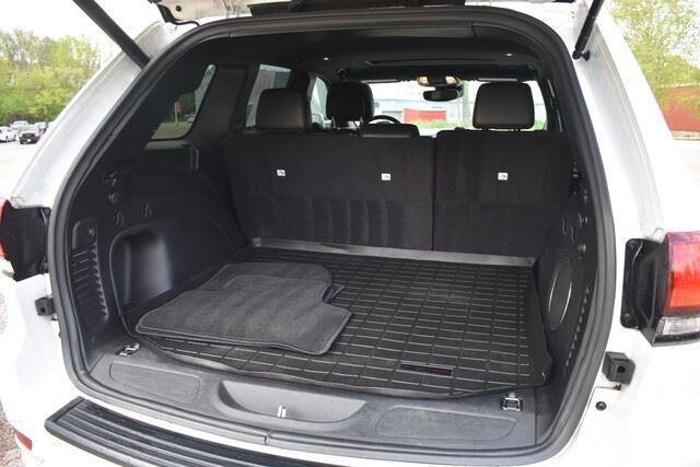 used 2022 Jeep Grand Cherokee WK car, priced at $24,677