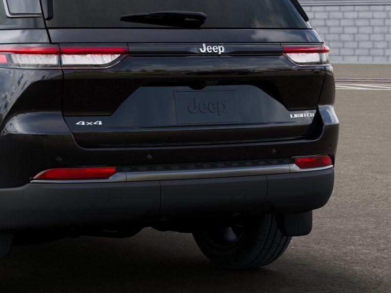 new 2026 Jeep Grand Cherokee car, priced at $42,390