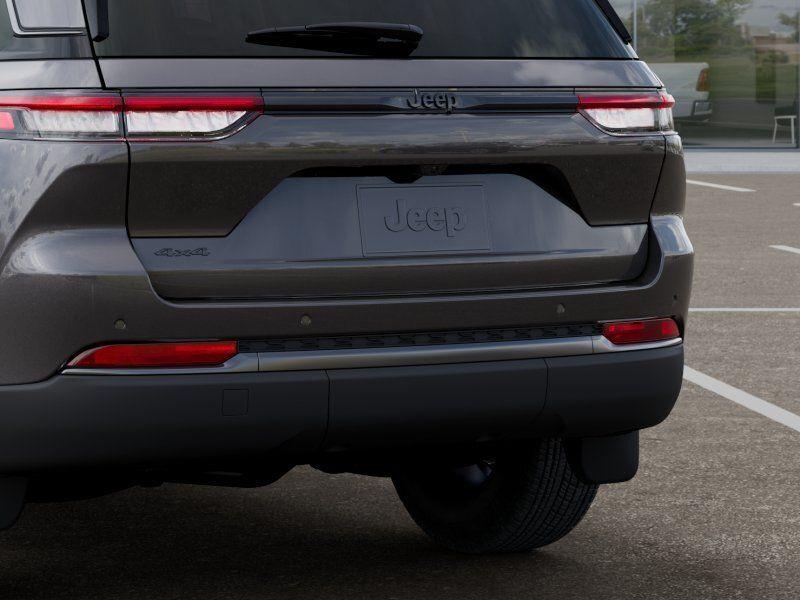 new 2026 Jeep Grand Cherokee car, priced at $42,568
