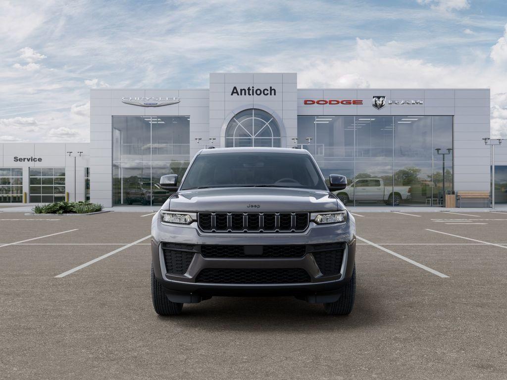 new 2026 Jeep Grand Cherokee car, priced at $42,568