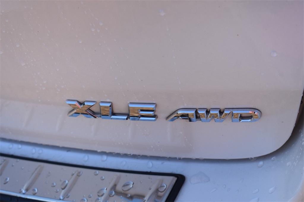 used 2017 Toyota Highlander car, priced at $21,877