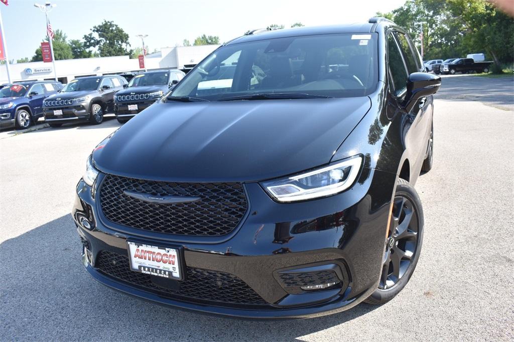 new 2026 Chrysler Pacifica car, priced at $41,280