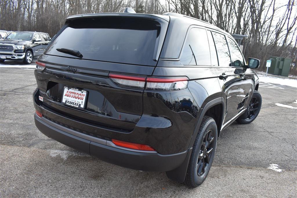 new 2026 Jeep Grand Cherokee car, priced at $44,672