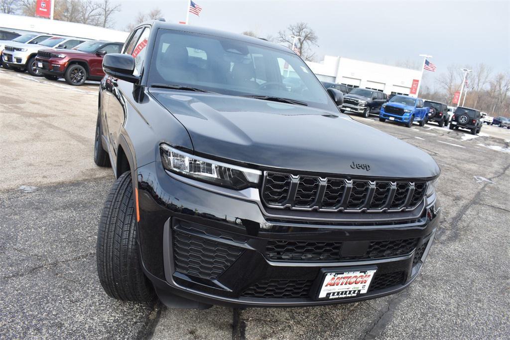 new 2026 Jeep Grand Cherokee car, priced at $44,672