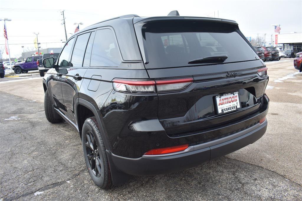 new 2026 Jeep Grand Cherokee car, priced at $44,672