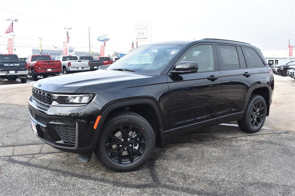 new 2026 Jeep Grand Cherokee car, priced at $44,672
