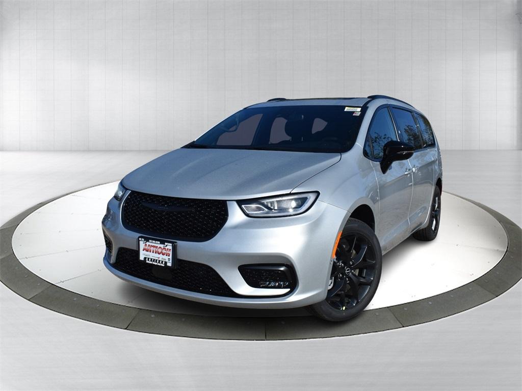 new 2026 Chrysler Pacifica car, priced at $50,151