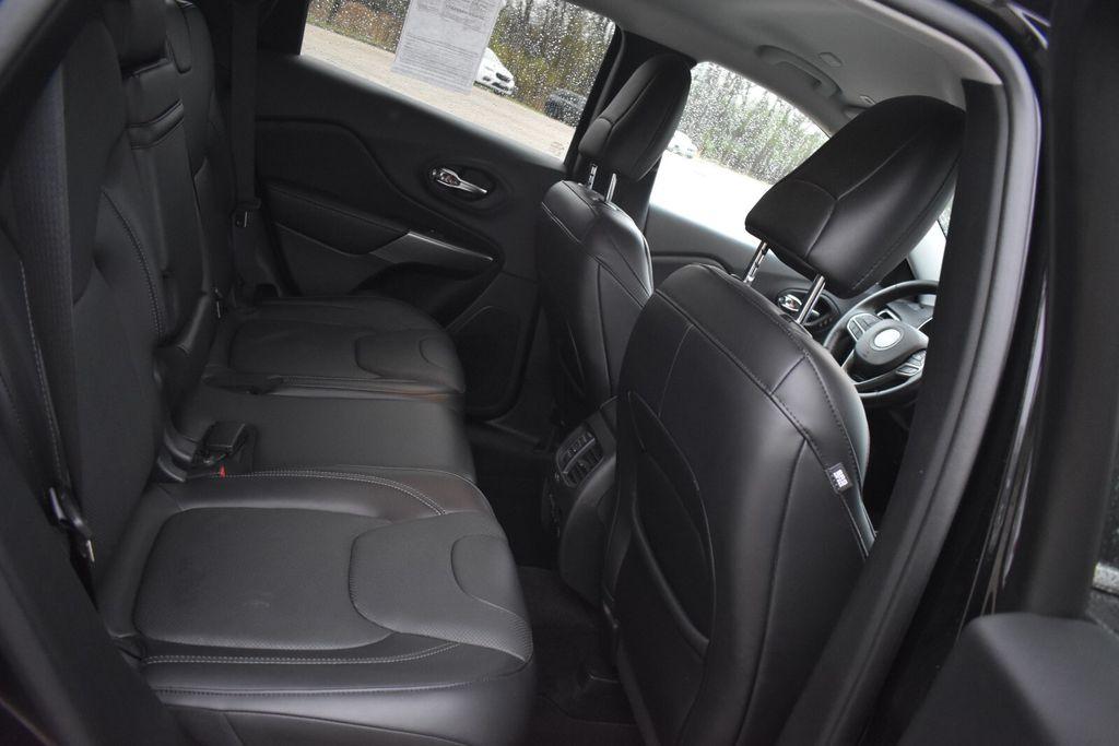 used 2019 Jeep Cherokee car, priced at $19,677