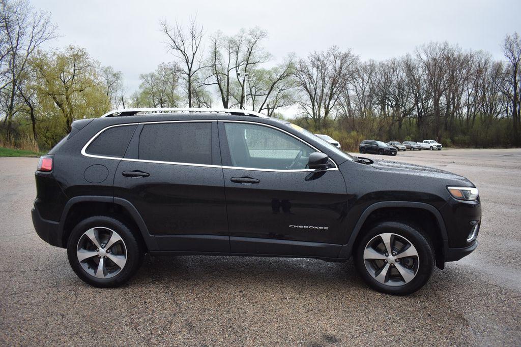 used 2019 Jeep Cherokee car, priced at $19,677