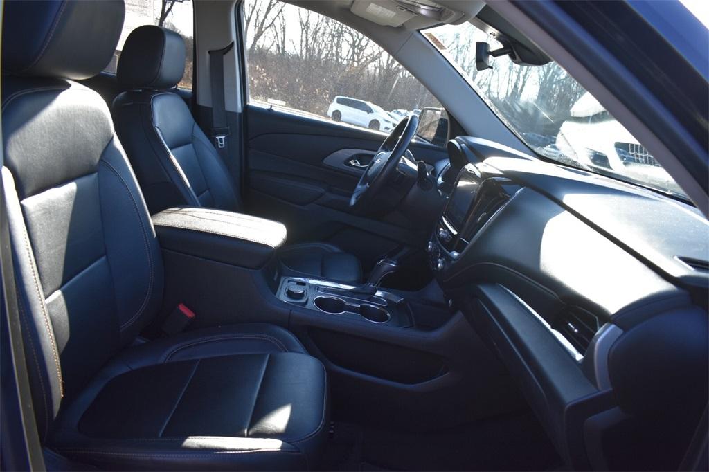 used 2020 Chevrolet Traverse car, priced at $22,277