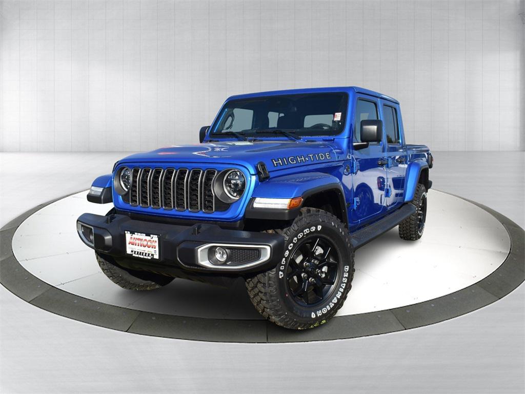 new 2025 Jeep Gladiator car, priced at $45,635