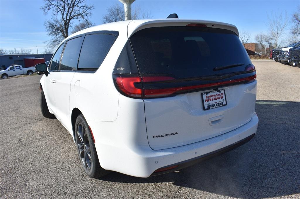 new 2026 Chrysler Pacifica car, priced at $41,865