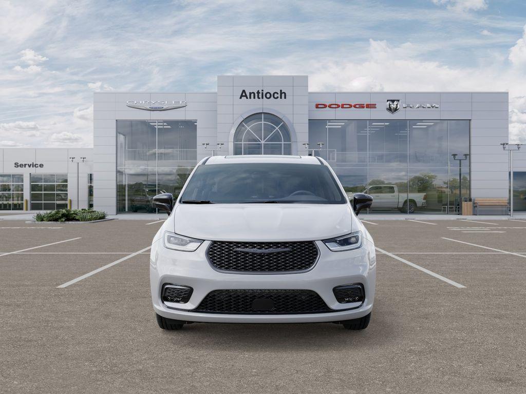 new 2026 Chrysler Pacifica car, priced at $41,865
