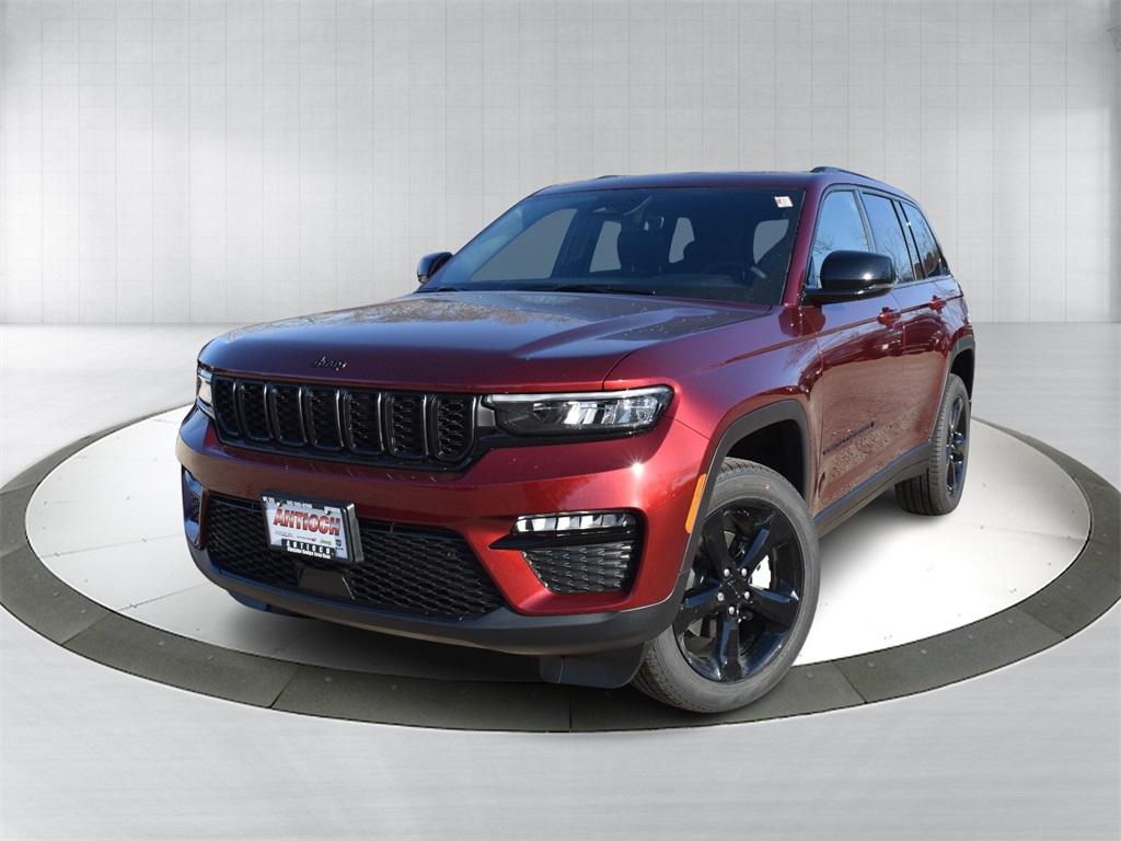 new 2025 Jeep Grand Cherokee car, priced at $47,737