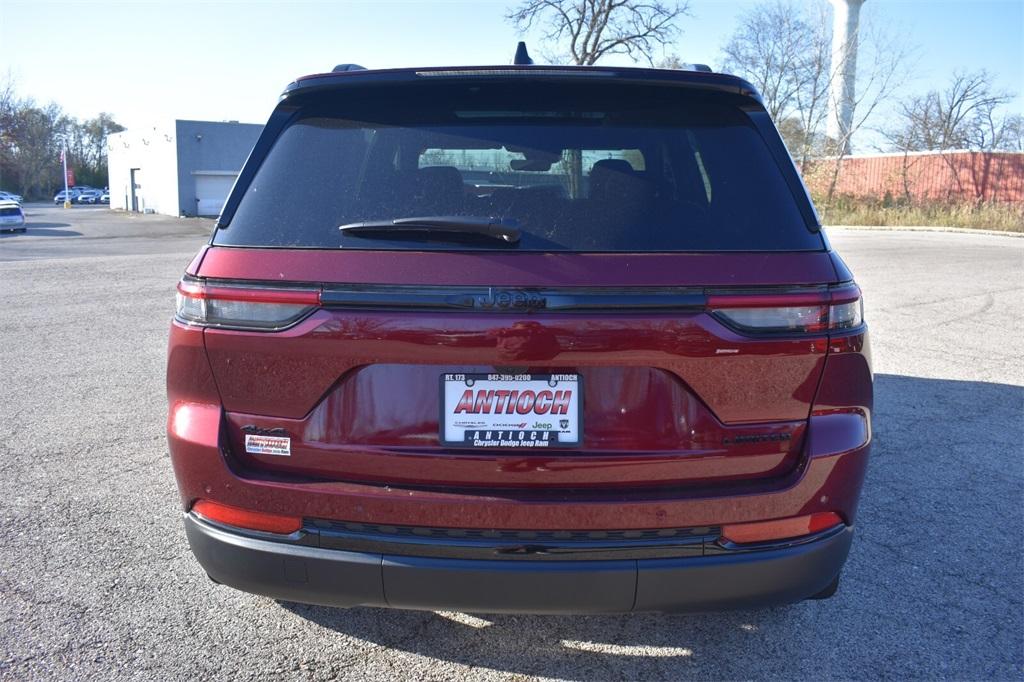 new 2025 Jeep Grand Cherokee car, priced at $47,737