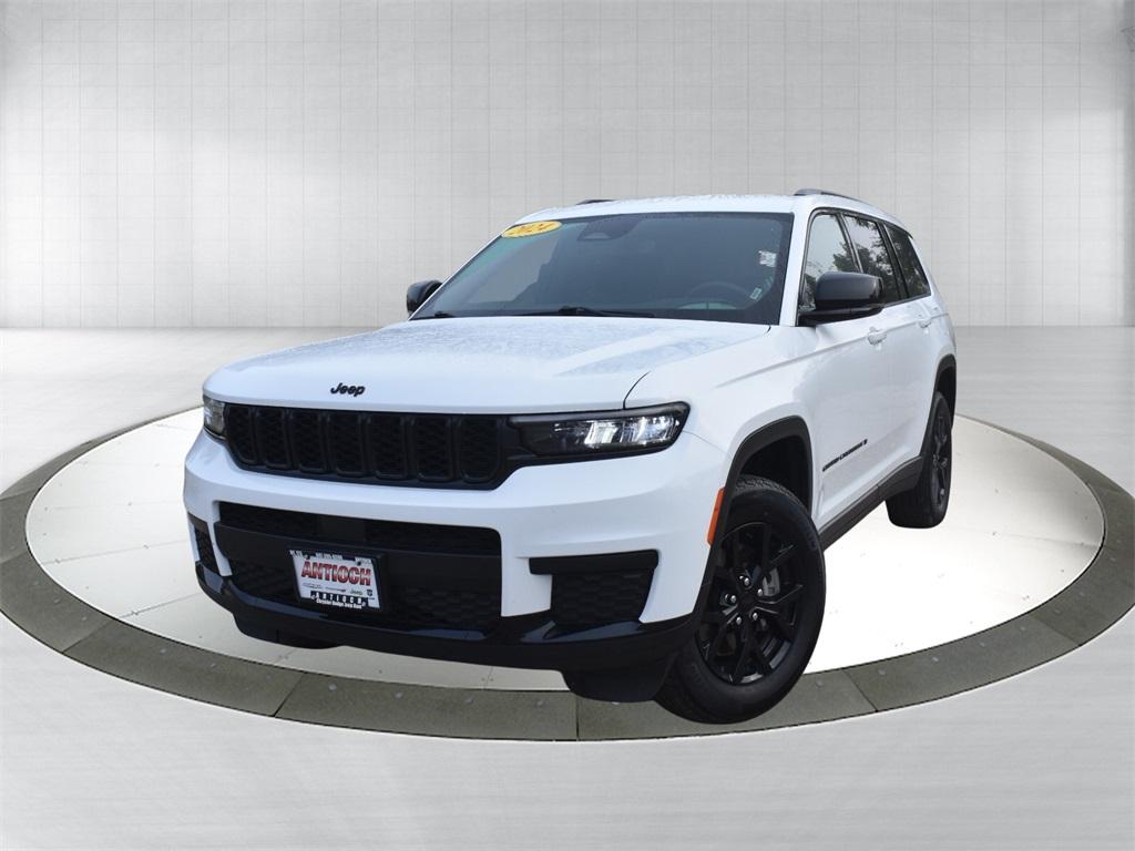used 2024 Jeep Grand Cherokee L car, priced at $28,577
