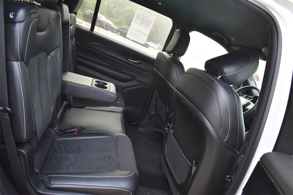 used 2024 Jeep Grand Cherokee L car, priced at $27,277