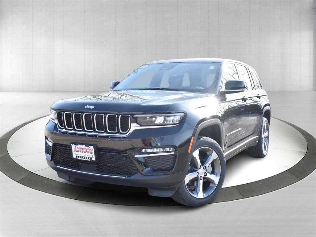 new 2025 Jeep Grand Cherokee car, priced at $44,495
