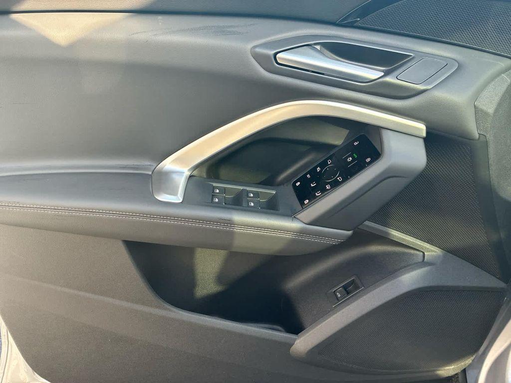 new 2025 Audi Q5 car, priced at $58,100