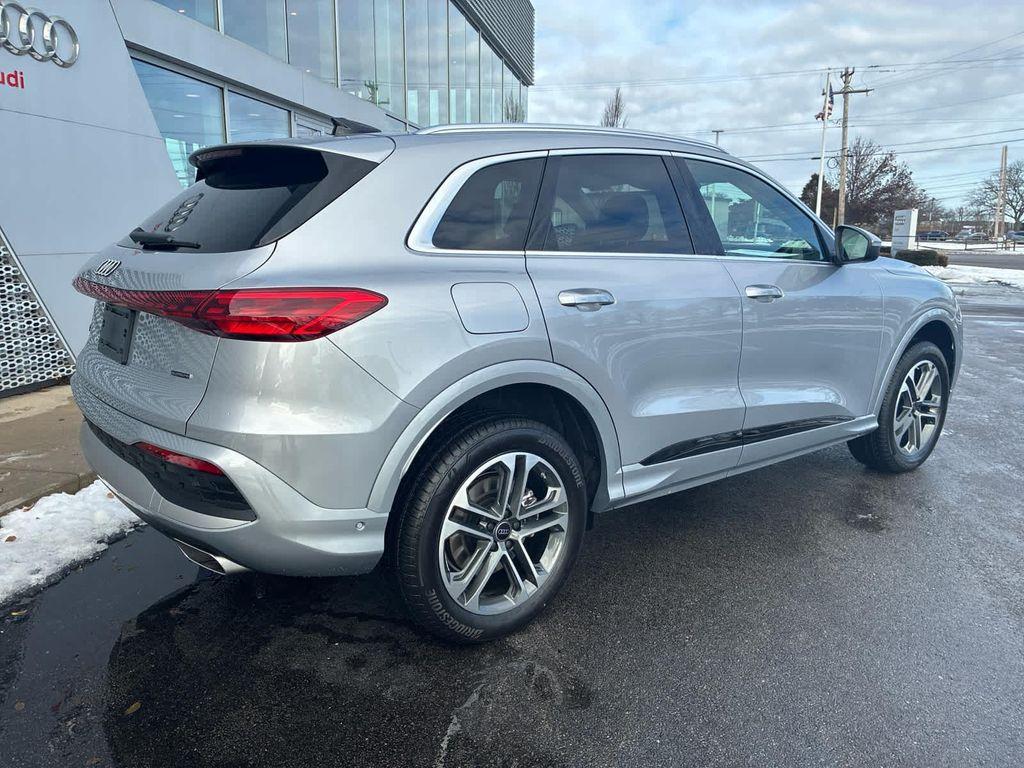 new 2025 Audi Q5 car, priced at $58,100