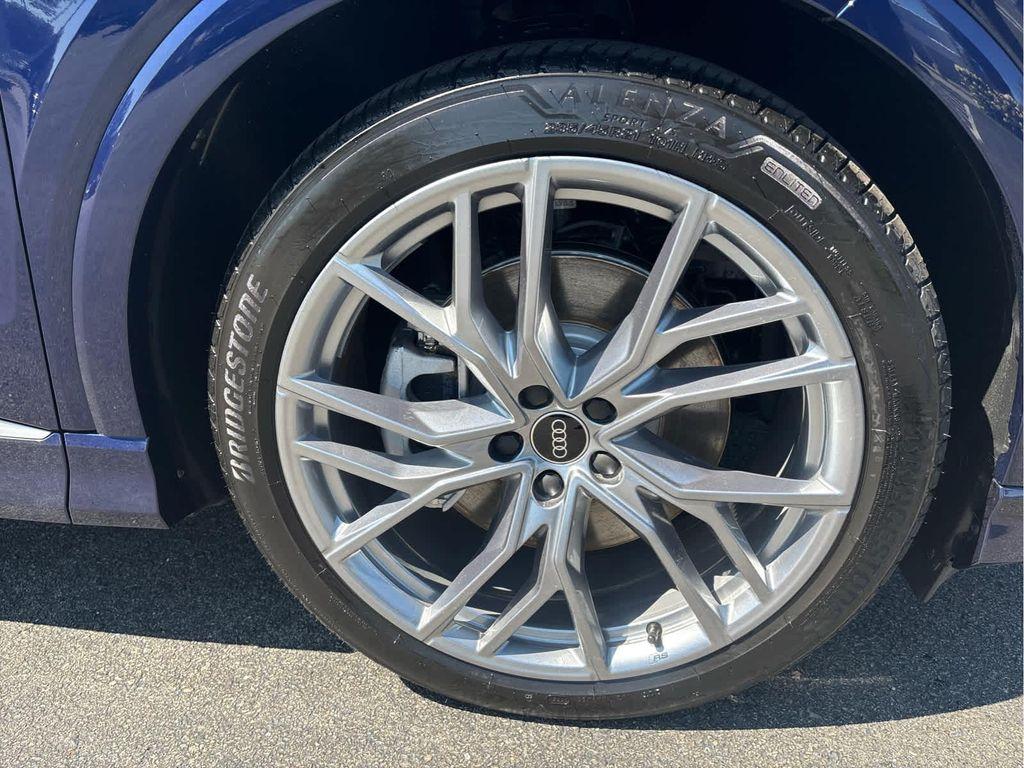 new 2025 Audi Q4 e-tron car, priced at $61,131