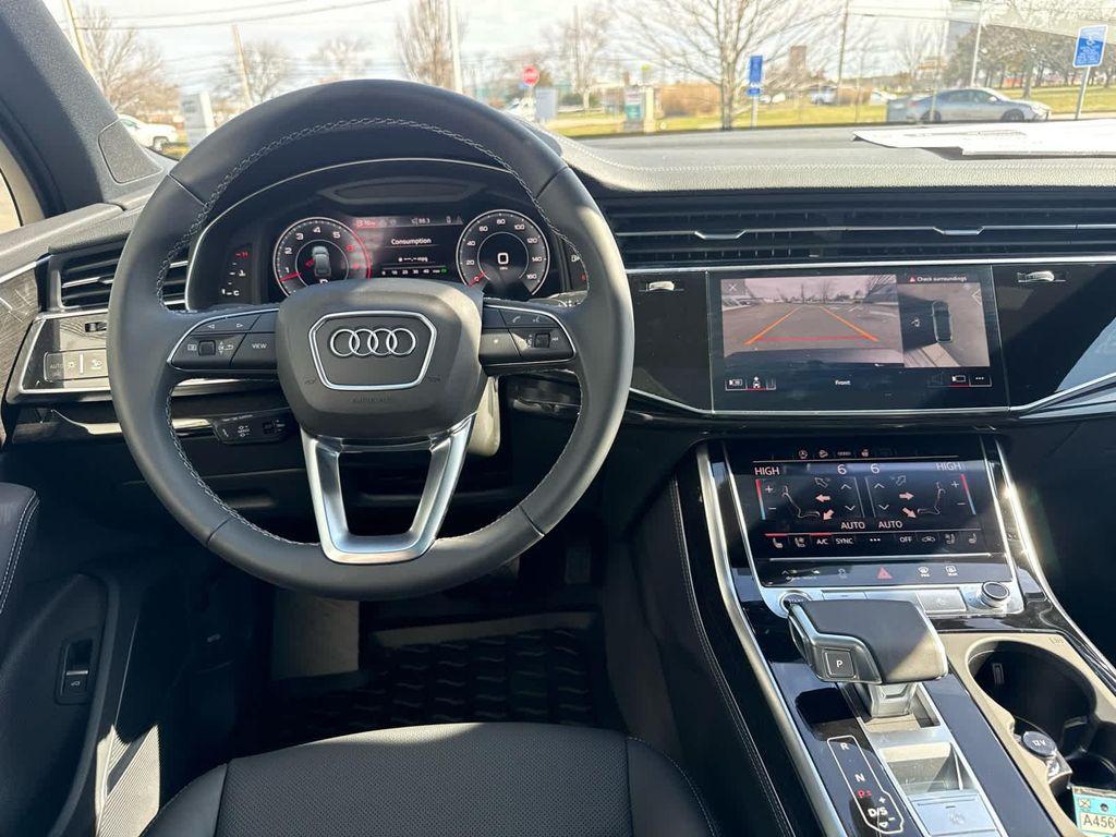 new 2026 Audi Q7 car, priced at $78,295